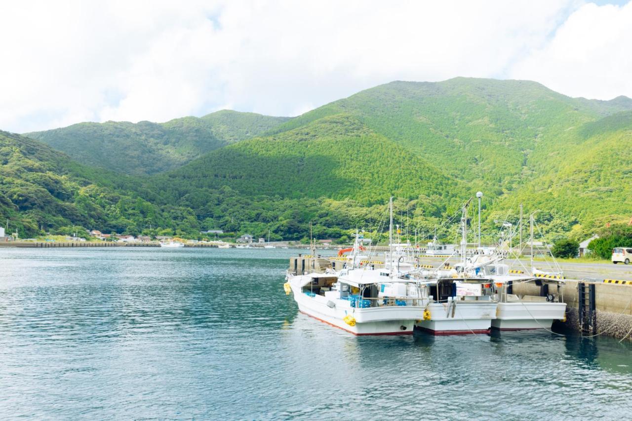 Villa Miyako 源泉かけ流し客室温泉ヴィラ みやこ別邸 Goto Esterno foto