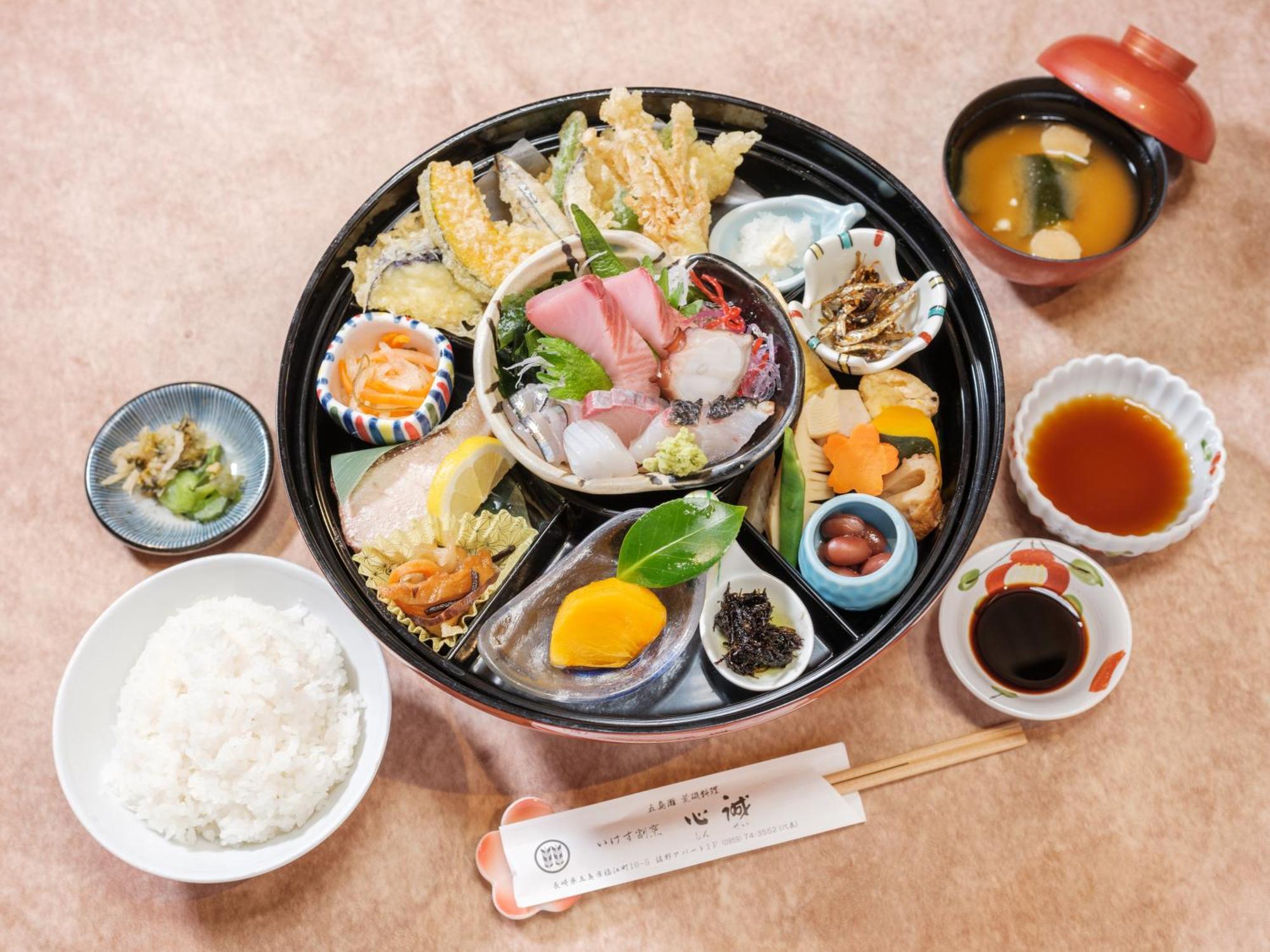Villa Miyako 源泉かけ流し客室温泉ヴィラ みやこ別邸 Goto Esterno foto